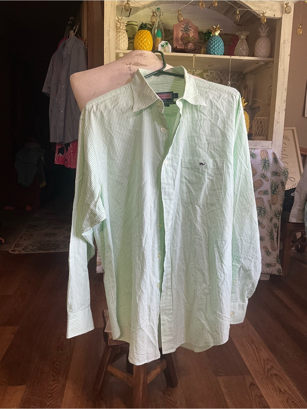 Vineyard vines, large, long sleeve button up